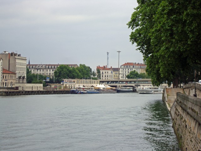 lyon-11