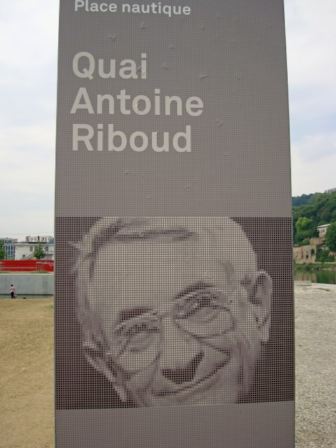 lyon-12