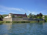 valence-04
