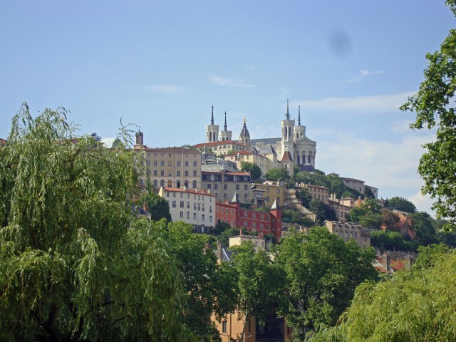 valence-01