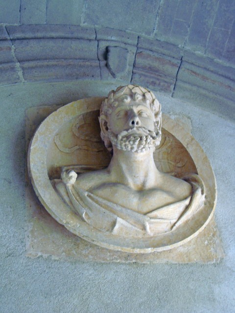 valence-16
