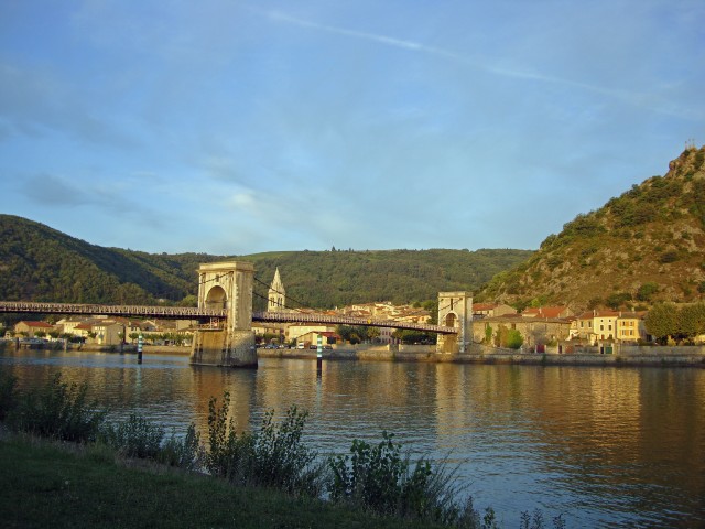 rhone-22