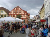 waren-10