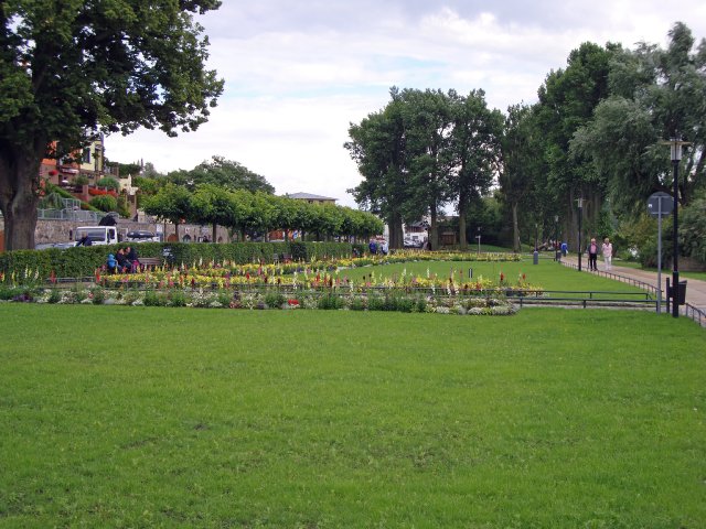 waren-13